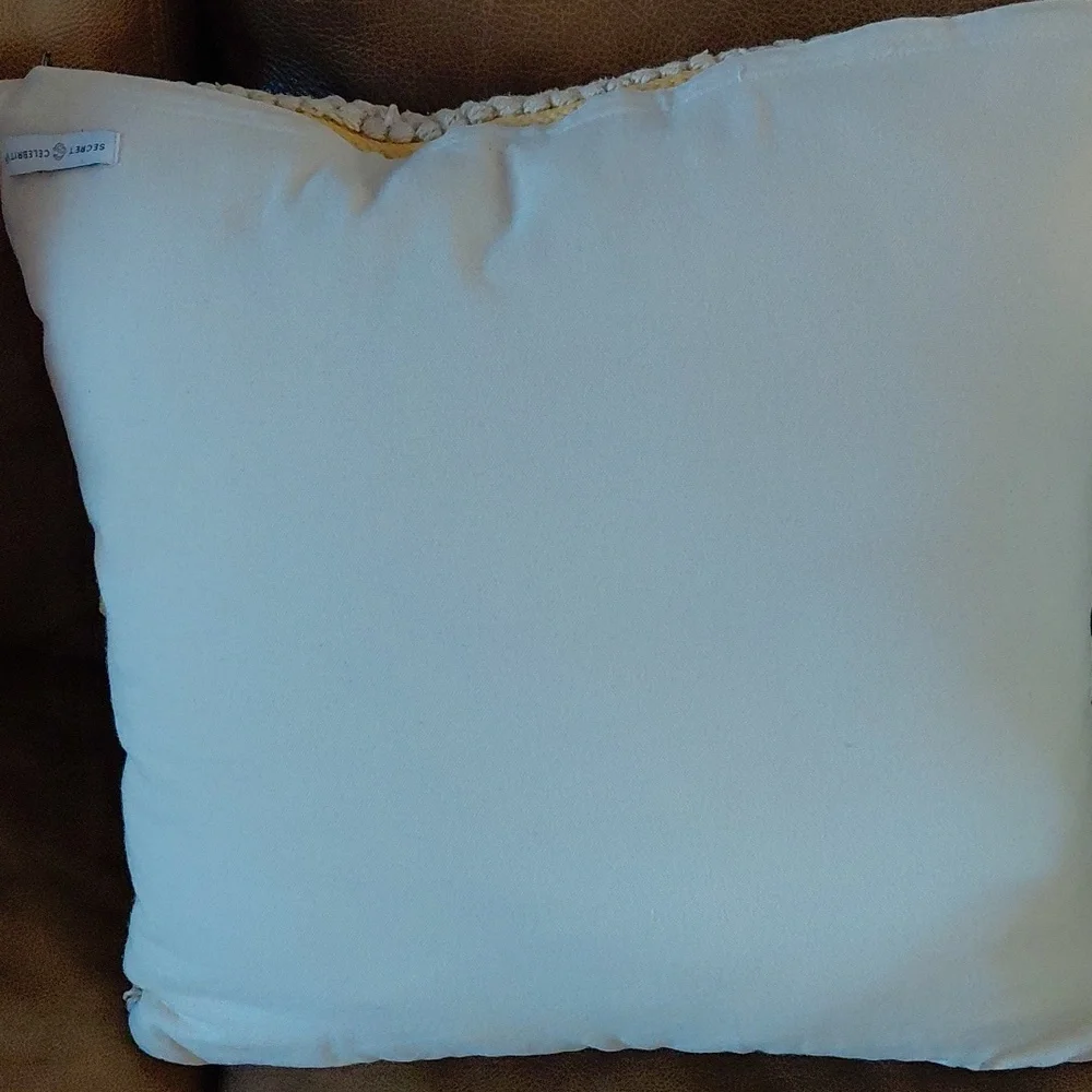 Yellow & Ecru Pillow With Zipper